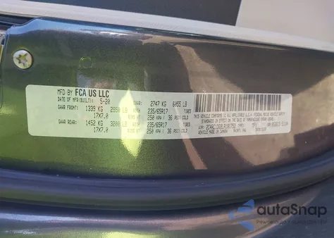 2020 Chrysler Voyager Lxi z USA, uszkodzony, nr VIN 2C4RC1DG9LR181752